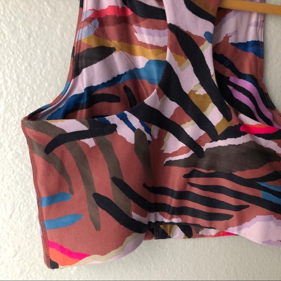 Betsy Johnson Performance Racerback Bra - Picture 5 of 8